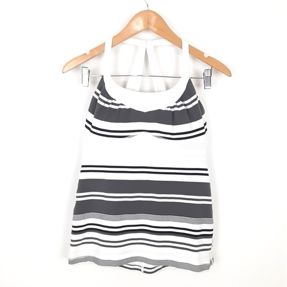 Lululemon Scoop Me Up Tank In Grey/White Stripe Size 6 🩶🤍🩶 - Picture 7 of 8
